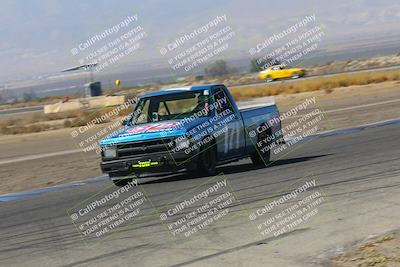 media/Oct-01-2022-24 Hours of Lemons (Sat) [[0fb1f7cfb1]]/10am (Front Straight)/